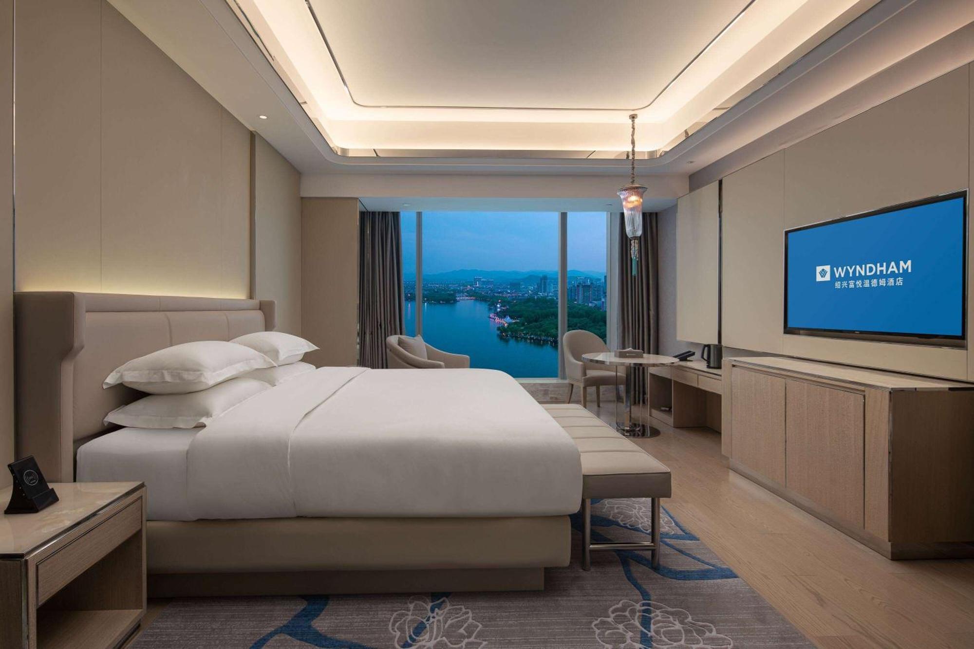 Wyndham Shaoxing Keqiao Hotel Exterior foto